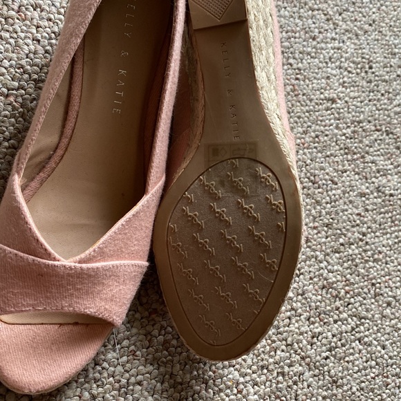 Kelly & Katie wedges - Picture 5 of 6